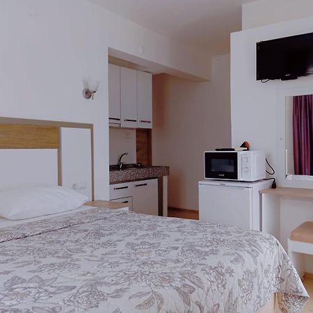 Parla Apart Hotel Çeşme Eksteriør billede