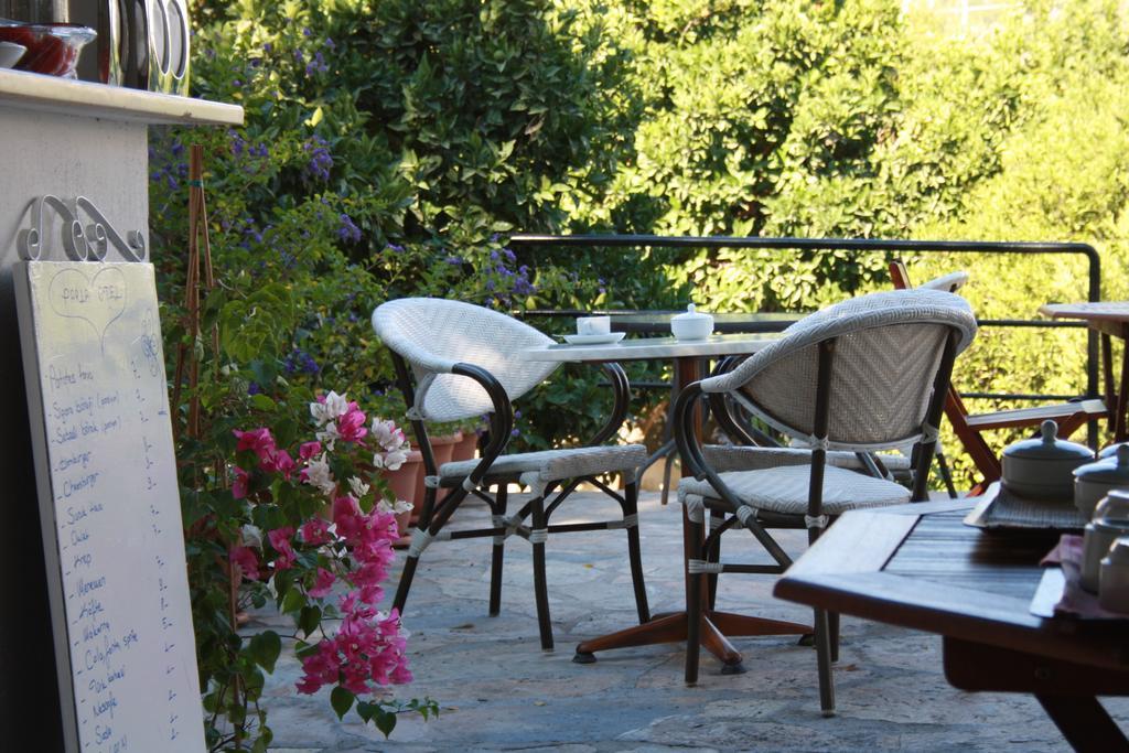 Parla Apart Hotel Çeşme Eksteriør billede