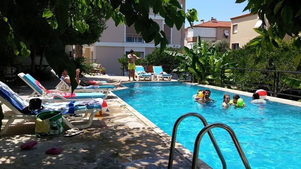 Parla Apart Hotel Çeşme Eksteriør billede