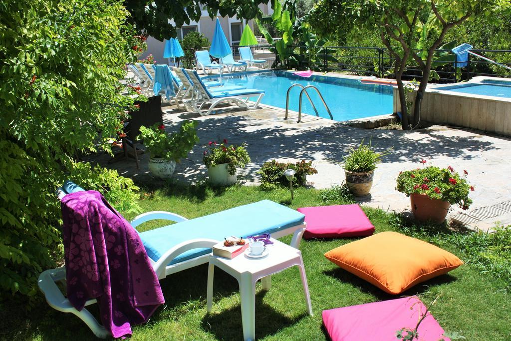 Parla Apart Hotel Çeşme Eksteriør billede