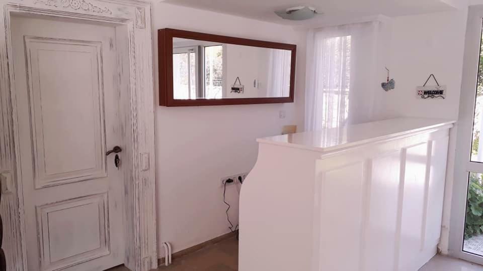 Parla Apart Hotel Çeşme Eksteriør billede